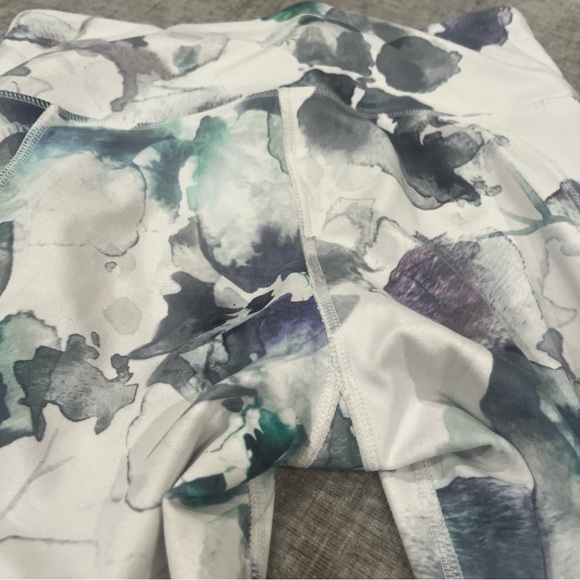 Athleta Floral Mudra 7/8 Leggings Women’s size SIZE Small White Mesh Panel - Picture 7 of 8